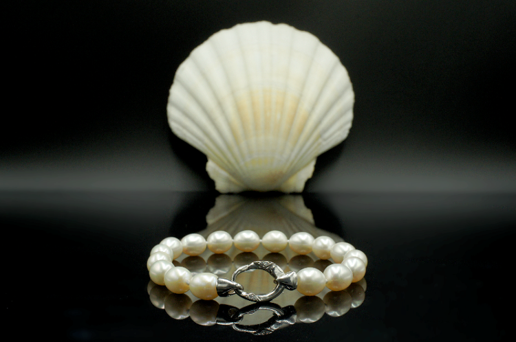 Bransoletka z eleganckich pereł z gatunku Rice