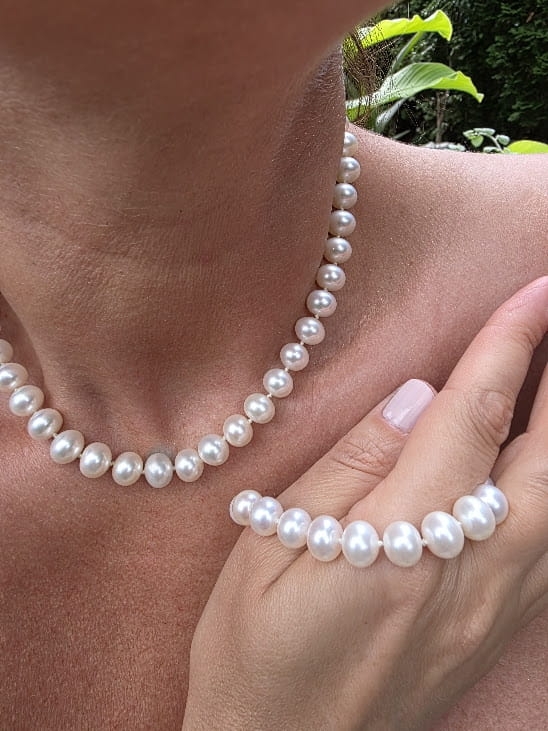 Klasyczny naszyjnik z białych pereł z gatunku Round