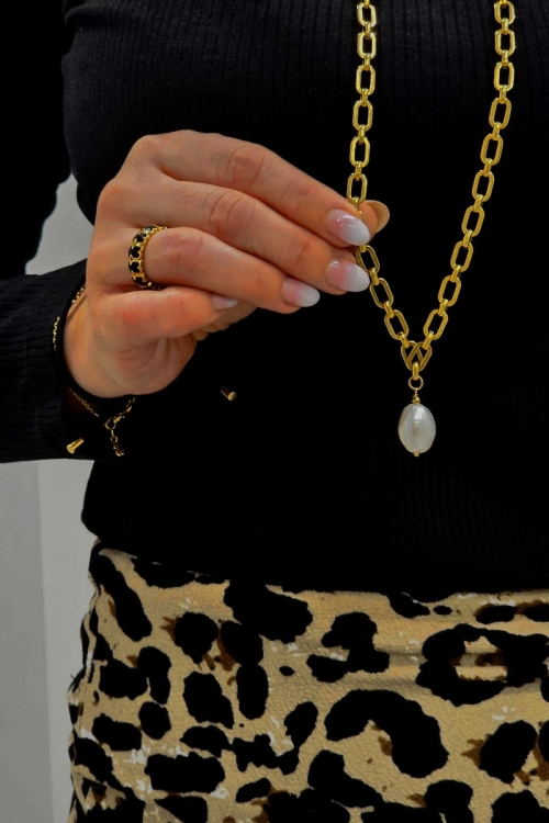 Długi złoty łańcuch z wielka białą perłą Barock