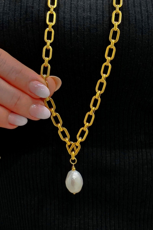 Długi złoty łańcuch z wielka białą perłą Barock