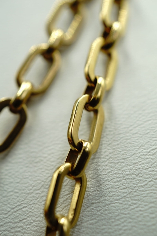 Długi złoty łańcuch z wielka białą perłą Barock