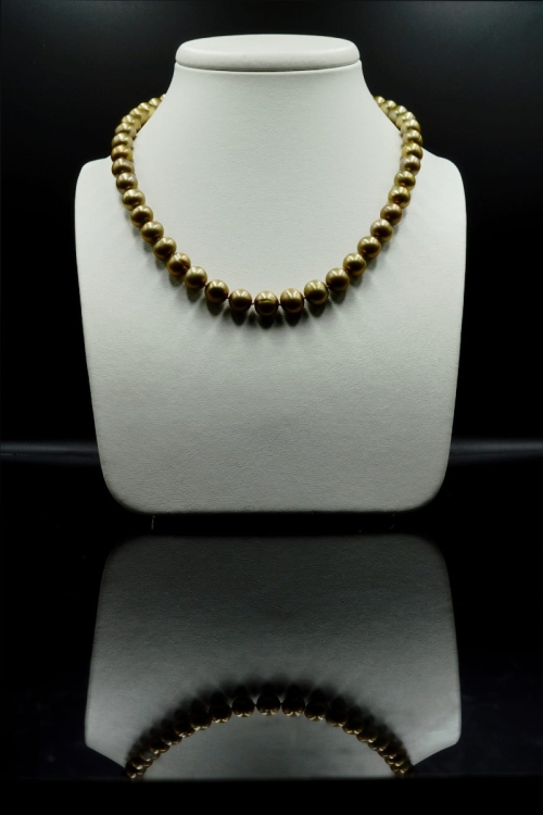 Naturalne złote perły