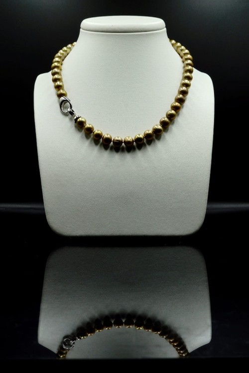 Naturalne złote perły