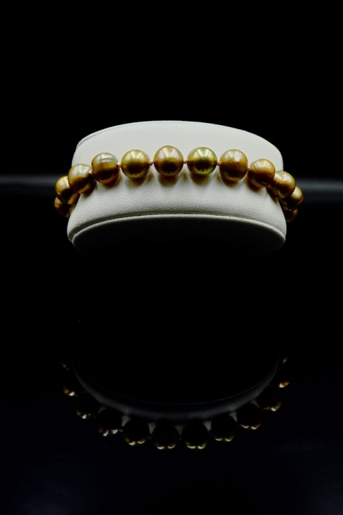 Bransoletka ze złotych pereł