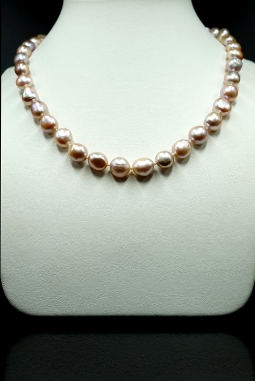 Naszyjnik z pereł lilaróż z gatunku Barock