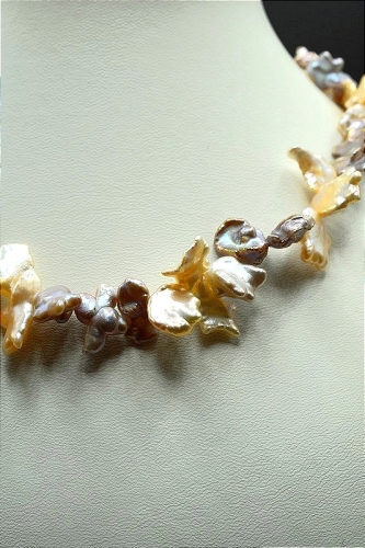 Naszyjnik z pereł Keshi w kolorze lilaróż