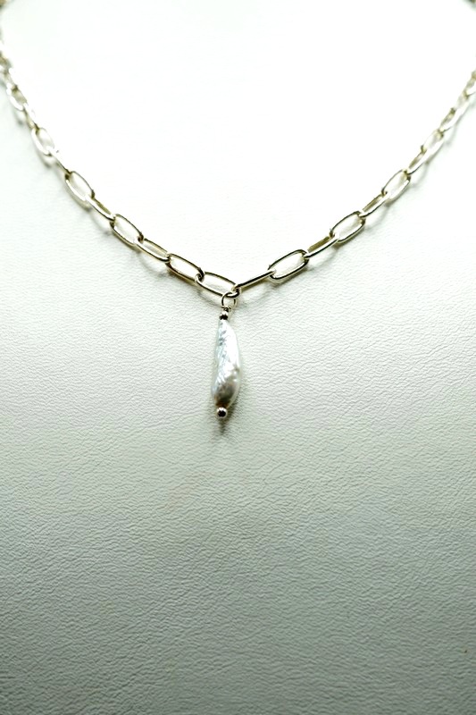 Srebrny Choker z białą perłą Biwa