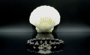 Bransoletka-z-czarnych-perel