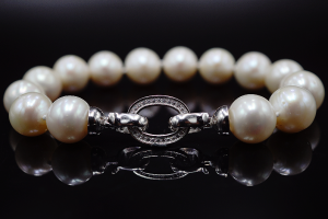 Bransoletka z białych pereł